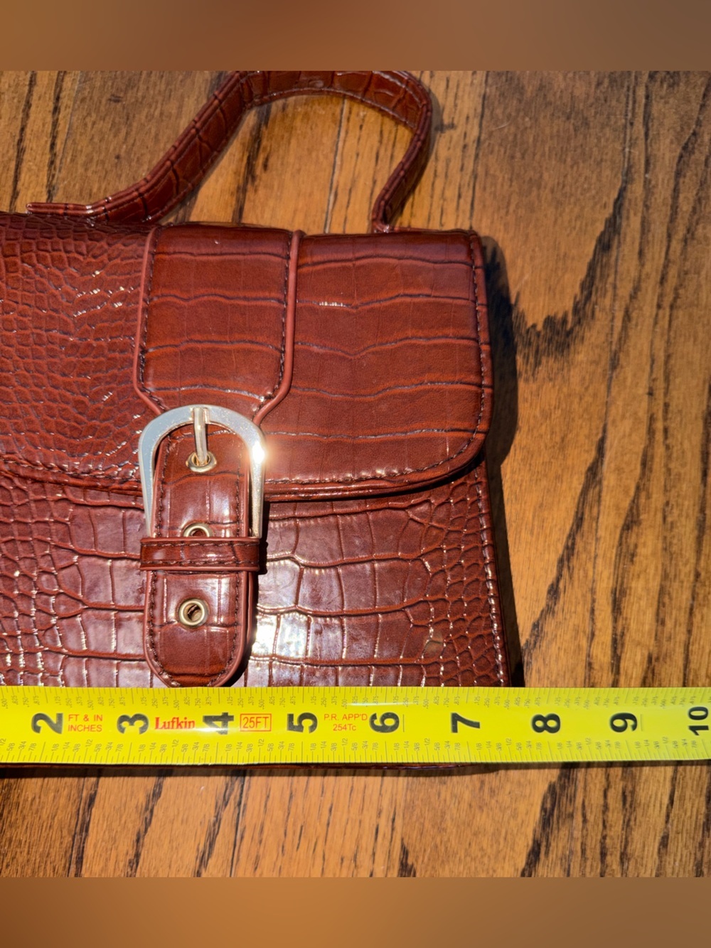 Vintage Croc-Embossed Shoulder Bag in Brown with Gold Hardware - Picture 5 of 7